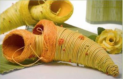 CORNUCOPIE 2 PZ BAMBOO E SFERE 21/28 CM