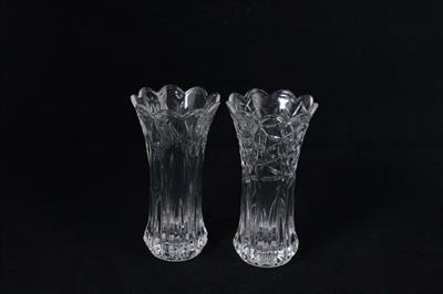 VASO IN VETRO DOMIZIO 10XH19CM ASS.