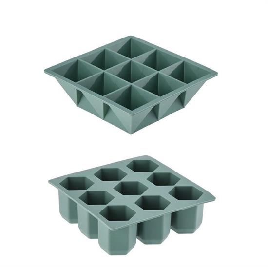 FORMA GHIACCIO 9 CUBETTI 16 X 16 X H5 CM 2 MODELLI ASS