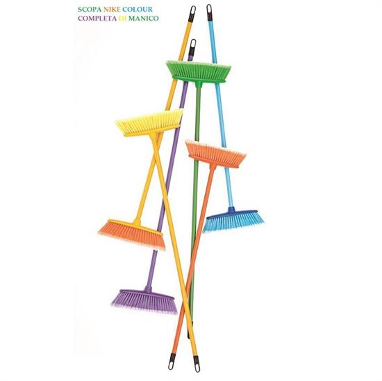 SCOPA MINERVA NIKE COLOR CON BASTONE